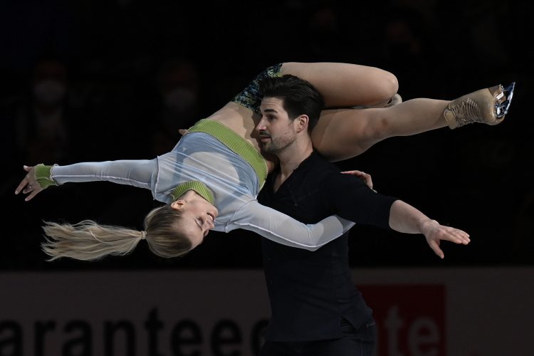 Figure Skating Preview: Chen Eyes Elusive Gold
